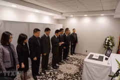 Efectúan en numerosos países actos de homenaje póstumo al expresidente vietnamita Le Duc Anh 