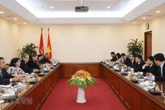 Cuba y Vietnam debaten medidas destinadas a fomentar lazos en campo ideológico