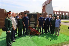Honran en Moscú a exjefe del grupo de expertos militares soviéticos en Vietnam