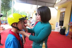 Lanzan proyecto “Cascos para niños” en provincia vietnamita de Thai Nguyen