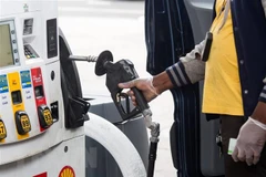 Indonesia: caída de precios del petróleo ejerce presión sobre presupuesto estatal