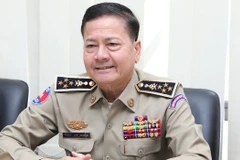 Camboya fortalece la supervisión de las redes sociales