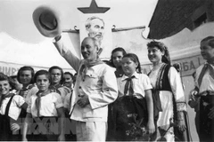 Prensa argelina enaltece aportes de Ho Chi Minh a la liberación nacional y el anticolonialismo