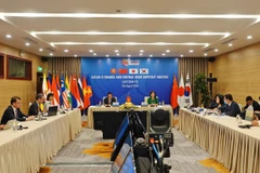 Debaten en Vietnam nuevas iniciativas de cooperación financiera en la ASEAN+3