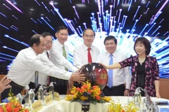 Entra en funcionamiento primer centro de gestión inteligente de servicios de salud en Vietnam