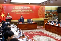 El presidente de la Asamblea Nacional, Tran Thanh Man, se reúne con el Buró Ejecutivo del Comité partidista de la ciudad de Hai Phong. (Foto: VNA)