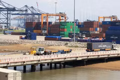 Vietnam podría establecer nuevo récord de intercambio comercial con el exterior