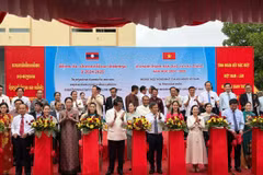Inauguran escuela secundaria para vietnamitas en provincia laosiana