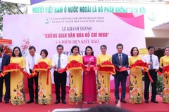 Ciudad Ho Chi Minh agiliza actividades relativas a vietnamitas en exterior
