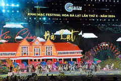 El X Festival de las Flores de Da Lat fue inaugurado en la plaza Lam Vien (Fuente: VNA)