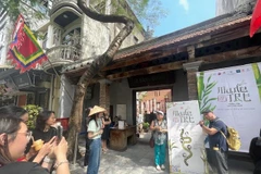 Visitantes a la exposición (Fuente: nhandan.vn)
