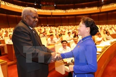 Robustecen cooperación entre parlamentos de Vietnam y Cuba