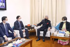 Vietnam concede gran importancia a la profundización de lazos con la India 