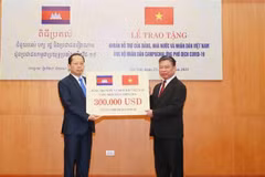 Líder camboyano aprecia solidaridad de Vietnam en medio del COVID-19