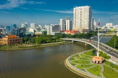 Provincias survietnamitas mantendrán control de traslado al flexibilizar medidas contra COVID-19
