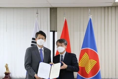 Ciudad sudcoreana dona kits de prueba rápida del COVID-19 a localidad vietnamita