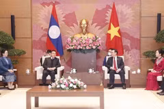 Presidente de Asamblea Nacional de Laos concluye con éxito visita oficial a Vietnam