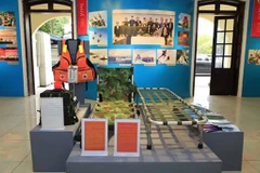 Exposición resalta aportes de la juventud militar vietnamita