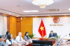Vietnam y Singapur aprovechan los TLC para promover nexos comerciales