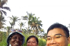 Pareja de médicos vietnamitas llevan vitalidad a Angola