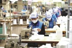 Industria auxiliar de Hanoi se adapta al contexto de la pandemia de COVID-19
