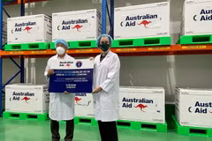 Recibe Vietnam 403 mil dosis de vacunas contra COVID-19 donadas por Australia