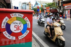 Periodista foráneo destaca respuesta rápida de Vietnam a la epidemia del COVID-19