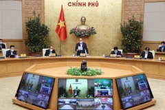 Premier vietnamita destaca importancia de economía privada y gestión de deuda pública 