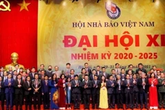 Instan a Asociación de Periodistas de Vietnam a renovar para cumplir las tareas en el nuevo período