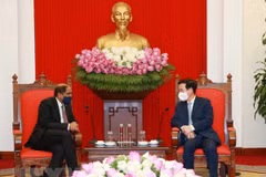 Vietnam considera importante la cooperación con Singapur 