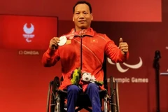 Halterófilo vietnamita cosecha medalla de plata en Juegos Paralímpicos de Tokio 2020