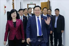 Máximo legislador de Vietnam califica de importante inversión en sector de salud