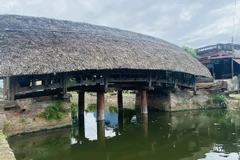 Puente de Lang Kenh con su estructura y arquitectura únicas