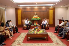 Provincia de Hoa Binh e India intensifican cooperación en turismo y cultura
