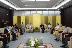 Da Nang promueve cooperación con EE.UU. en industria de semiconductores