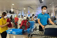 Proponen medidas para acortar tiempos de trámites migratorios en el aeropuerto de Tan Son Nhat