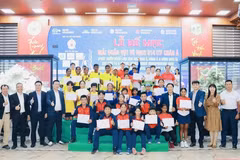 Tenistas vietnamitas avanzan en la final del campeonato regional de tenis