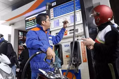 Precios de petróleo y gasolina aumentan en Vietnam