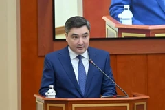 Premier de Vietnam felicita a homólogo de Kazajistán