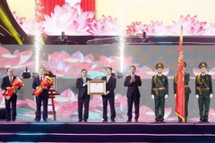 Presidente asiste a conmemoración de aniversario de fundación de provincia de Hau Giang