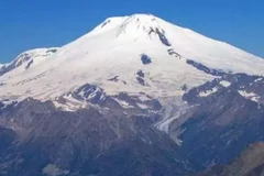 El Niño adelgaza el único glaciar de Indonesia