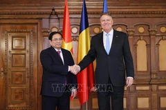 Ratifica Vietnam esperanza de mejorar relaciones con Rumania