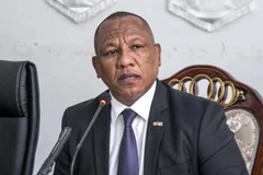 Vietnam felicita a premier de Madagascar por su reelección