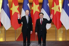 Presidente del Parlamento finlandés concluye su visita a Vietnam