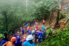 Rescate milagroso casi 60 horas después del deslizamiento de tierra en Filipinas