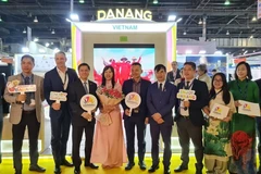 Vietnam asiste a feria de turismo en la India