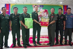 Kien Giang extendió a Camboya felicitaciones por su Año Nuevo tradicional