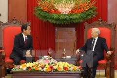 Líder partidista recibe a nuevo embajador de Japón 