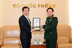 Ministro vietnamita recibe a subtitular de defensa sudcoreano