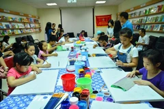 Entregan en Hanoi premios de concurso destinado a promover bellas artes entre niños